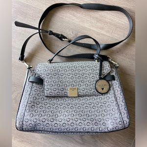 GUESS 🖤 Handbag